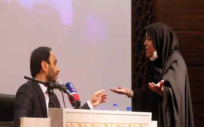 حاشیه های سخنرانی «بهادری جهرمی» سخنگوی دولت سیزدهم در دانشگاه قم حاشیه های سخنرانی «بهادری جهرمی» سخنگوی دولت سیزدهم در دانشگاه قم